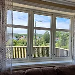 Cozy Traditional House * Spangereid