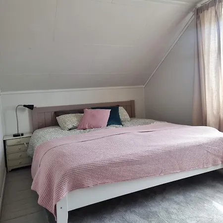 Feriehus Child And Pet Friendly House Spangereid